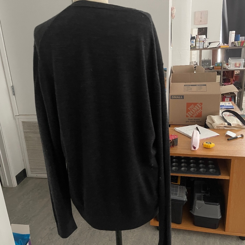 NWT Men's Large Dark Gray 100% Wool Sweater